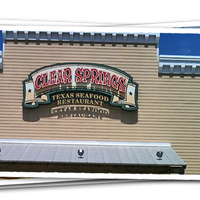 Foto diambil di Clear Springs Texas Seafood oleh Clear Springs Texas Seafood pada 7/15/2014