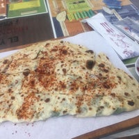 รูปภาพถ่ายที่ Türkmen Cafe โดย Sevgi ツ. เมื่อ 4/29/2018