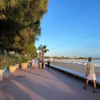 Photo taken at Boulevard de la Croisette by Paul H. on 9/3/2023