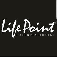 Das Foto wurde bei Lifepoint Cafe Brasserie Gaziantep von Frd Hydrgl am 11/10/2016 aufgenommen
