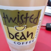 Das Foto wurde bei Twisted Bean Coffee Company von Glenn😎 . am 4/19/2019 aufgenommen