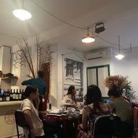 Foto scattata a The Old Compass Cafe da N il 9/28/2019