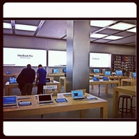 Photo taken at Apple Watford by Shameer S. on 10/6/2012