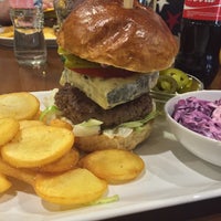 1/18/2015 tarihinde Gergely G.ziyaretçi tarafından Burger Bisztró'de çekilen fotoğraf