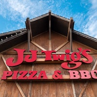 Foto scattata a J.J. Twigs Pizza &amp;amp; BBQ da J.J. Twigs Pizza &amp;amp; BBQ il 8/29/2018