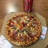 Photo taken at Domino&amp;#39;s Pizza by Mustafa E. on 11/25/2016