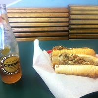 Foto scattata a South Philly Cheese Steaks da Aaron L. il 7/13/2013