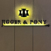 รูปภาพถ่ายที่ Jigger &amp;amp; Pony โดย Su เมื่อ 8/2/2023