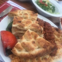 Photo taken at Altınşiş Oltu Cağ Kebabı by Pln on 8/5/2017