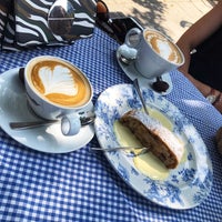 Photo taken at Allegretto Gran Caffè by Fatma A. on 8/29/2019