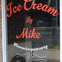 7/15/2014 tarihinde Ice Cream by Mikeziyaretçi tarafından Ice Cream by Mike'de çekilen fotoğraf