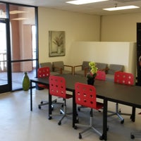 รูปภาพถ่ายที่ officeLOCALE Coworking Space and Business Center โดย officeLOCALE Coworking Space and Business Center เมื่อ 10/13/2015