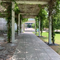 Photo taken at Dallas Museum of Art by Stakh V. on 7/25/2019