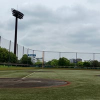Photo taken at 私学事業団総合運動場 野球場 by yamako on 6/10/2023