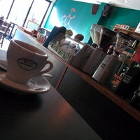 4/1/2014にSybil S.がMéchant Café Espresso Barで撮った写真
