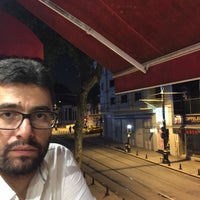 Photo taken at Simit Sarayı by İlker on 6/17/2017