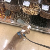 Photo taken at Pet Supplies Plus N. Lincoln by Patrick F. on 7/28/2019