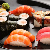 Das Foto wurde bei Aisuru Sushi + Sake Bar von Aisuru Sushi + Sake Bar am 7/16/2014 aufgenommen