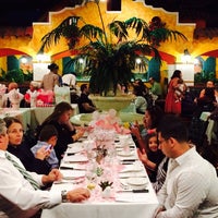 Photo prise au El Novillo Restaurant par El Novillo Restaurant le7/28/2014