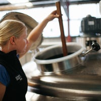 รูปภาพถ่ายที่ Scotts Brewing Co. โดย Scotts Brewing Co. เมื่อ 7/17/2014