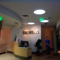 Foto tirada no(a) Siemens VIP Lounge por John C. em 5/17/2014