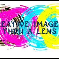 Foto tomada en Creative Imagery Thru A Lens  por Shutterbug C. el 10/28/2013
