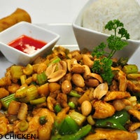 Foto diambil di Hao Hao Vietnamese &amp;amp; Chinese Cuisine oleh Hao Hao Vietnamese &amp;amp; Chinese Cuisine pada 7/18/2014