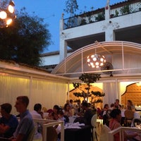 Photo taken at Nica Restaurante &amp;amp; Lounge by Javier on 8/8/2014