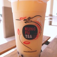Photo taken at Kung Fu Tea by Jessica H. on 7/30/2017