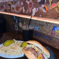 Foto tirada no(a) Burger Joint por M em 5/4/2024