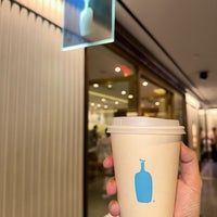 Photo taken at Blue Bottle Coffee by M on 5/7/2024