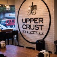 2/28/2019 tarihinde Ekaterine S.ziyaretçi tarafından Upper Crust Pizzeria'de çekilen fotoğraf
