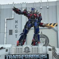 Photo taken at Transformers: The Ride - 3D by Gilmar H. on 10/28/2022