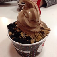 Photo taken at Red Mango by Jeff S. on 11/16/2013