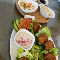 مطعم ومقهى حب رمان falafel restaurant in tarout