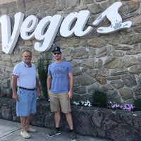 Photo taken at Vegas Diner &amp;amp; Restaurant by Dréa on 7/29/2019
