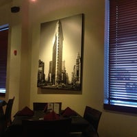 Foto diambil di 3 Point Restaurant oleh Bill F. pada 1/2/2013