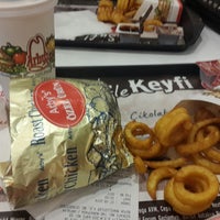 Photo taken at Arby&amp;#39;s by Selen A. on 9/7/2014