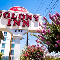 Foto tirada no(a) Colony Inn por Colony Inn em 7/19/2017