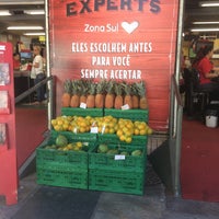 Photo taken at Supermercado Zona Sul by Bernardo M. on 11/13/2017