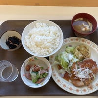 Photo taken at 緑山スタジオ・シティ 食堂 by NAGACHANG on 9/5/2023