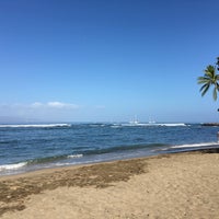 Foto scattata a Maui Surf Clinics da Ingo R. il 3/30/2016
