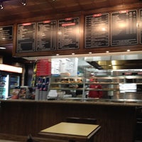 2/21/2012 tarihinde Jessica S.ziyaretçi tarafından Planet Pizza - Rye'de çekilen fotoğraf