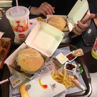 Photo taken at Burger King by Yasmin Y. on 10/6/2019