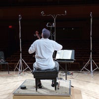 Das Foto wurde bei The Concert Hall at Drew University von The Concert Hall at Drew University am 8/23/2014 aufgenommen
