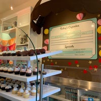 Photo taken at Trophy Cupcakes by Elif E. on 4/28/2019