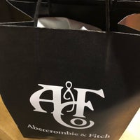 Photo taken at Abercrombie &amp;amp; Fitch by Vladimir M. on 10/24/2018