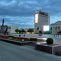 Photo taken at Площадь Ленина by Vladimir M. on 6/9/2021