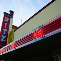 รูปภาพถ่ายที่ Ritz Theatre โดย Ritz Theatre เมื่อ 7/25/2014