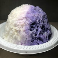 Photo taken at Brian&amp;#39;s Shaved Ice by Jeff W. on 12/12/2018